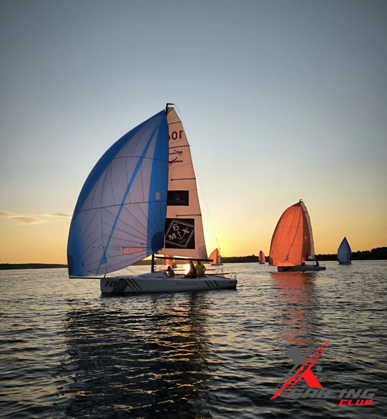 DOUBLE HANDED RACE